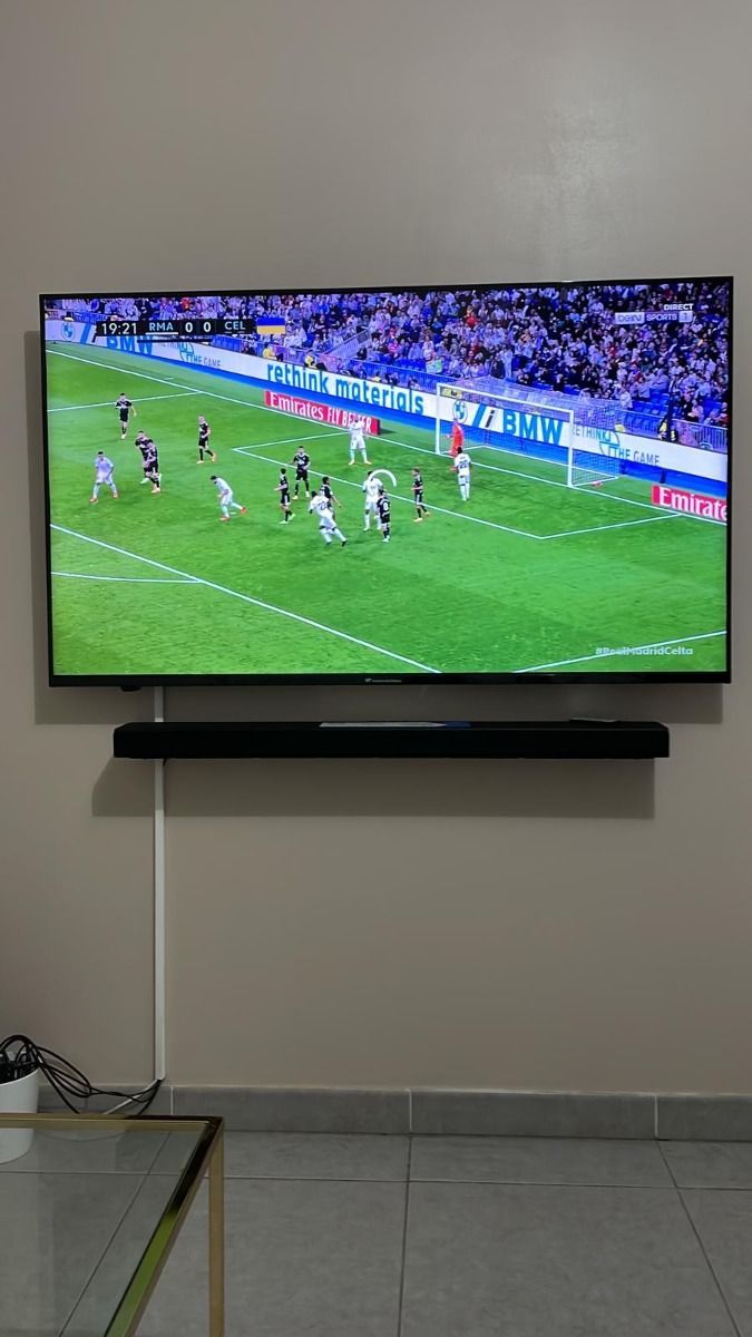Kundeanmeldelse fra Luisa B. om IPTV support